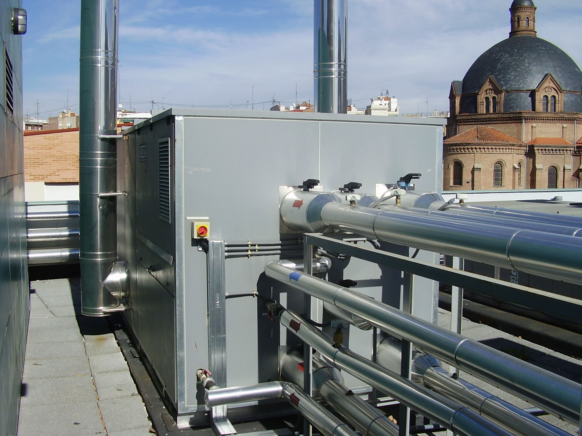 CPI INTEGRATED SERVICES ofrece a sus clientes, como principal actividad, servicios globales de mantenimiento de edificios e instalaciones en varias modalidades según definición y alcance. | CPI Integrated